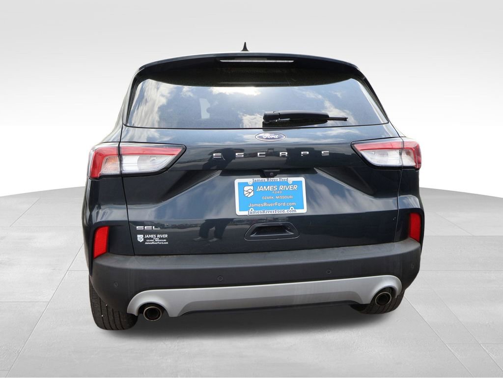 Certified 2022 Ford Escape SEL FWD image 9