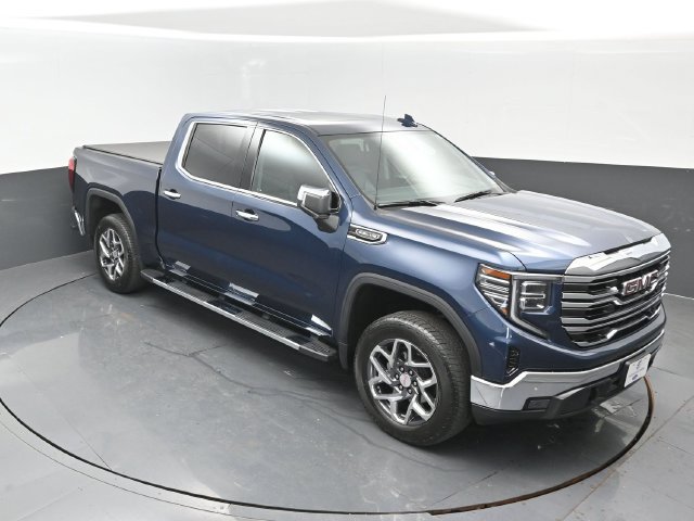 Used 2023 GMC Sierra 1500 SLT w/ SLT Premium Package AWD/4WD image 21