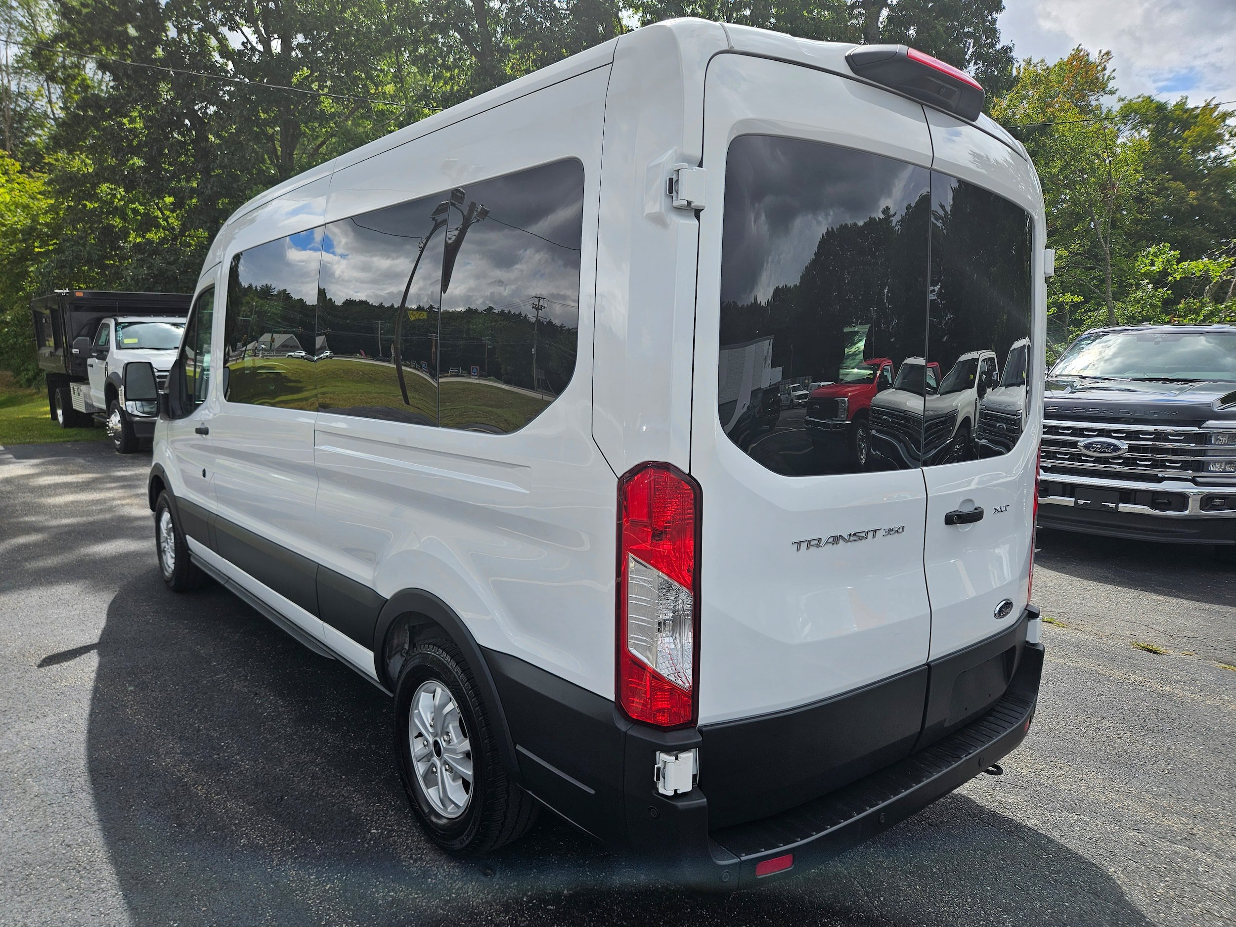 Certified 2025 Ford Transit 350 XLT RWD image 6
