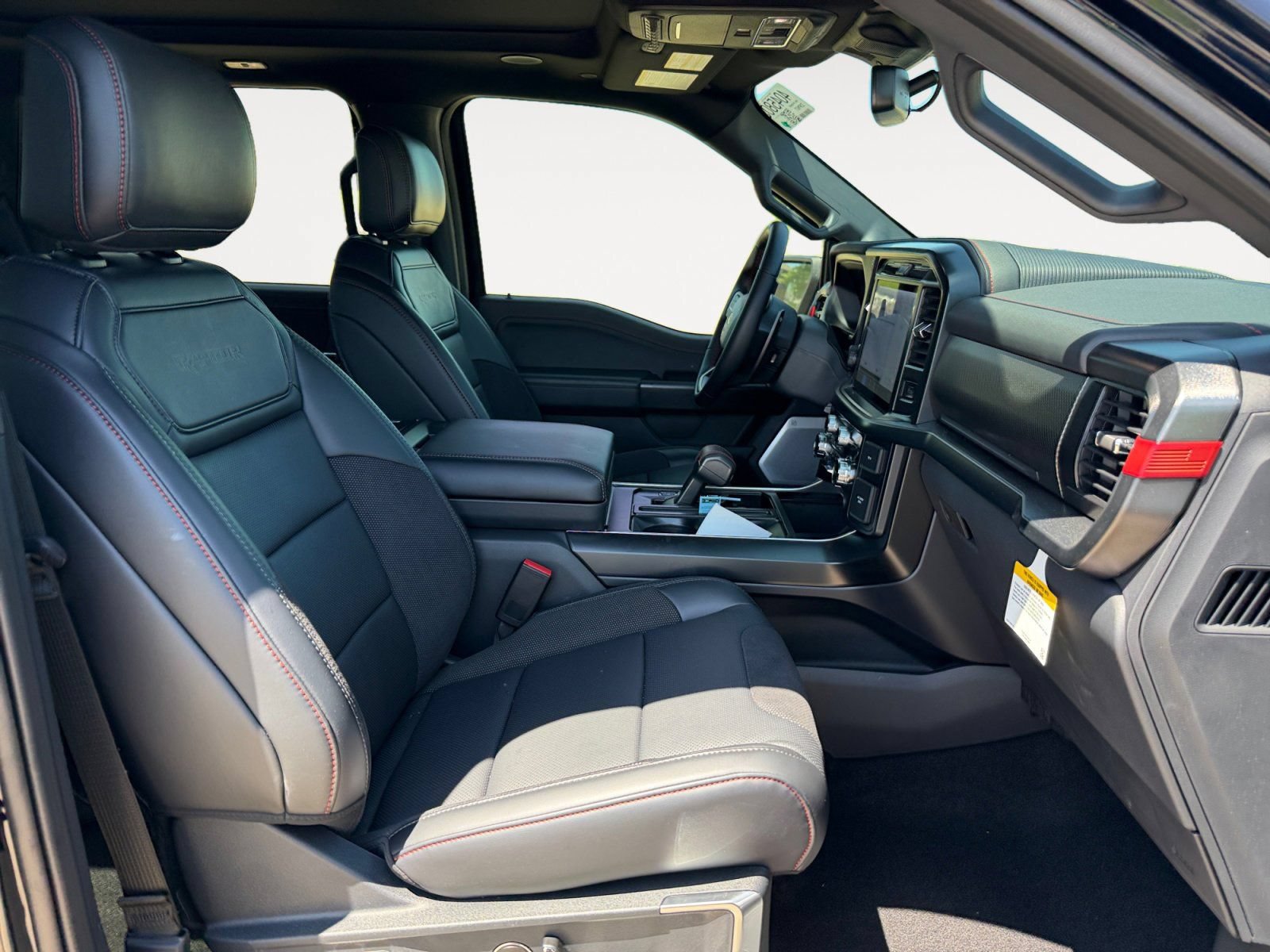 Certified 2025 Ford F150 Raptor AWD/4WD image 15