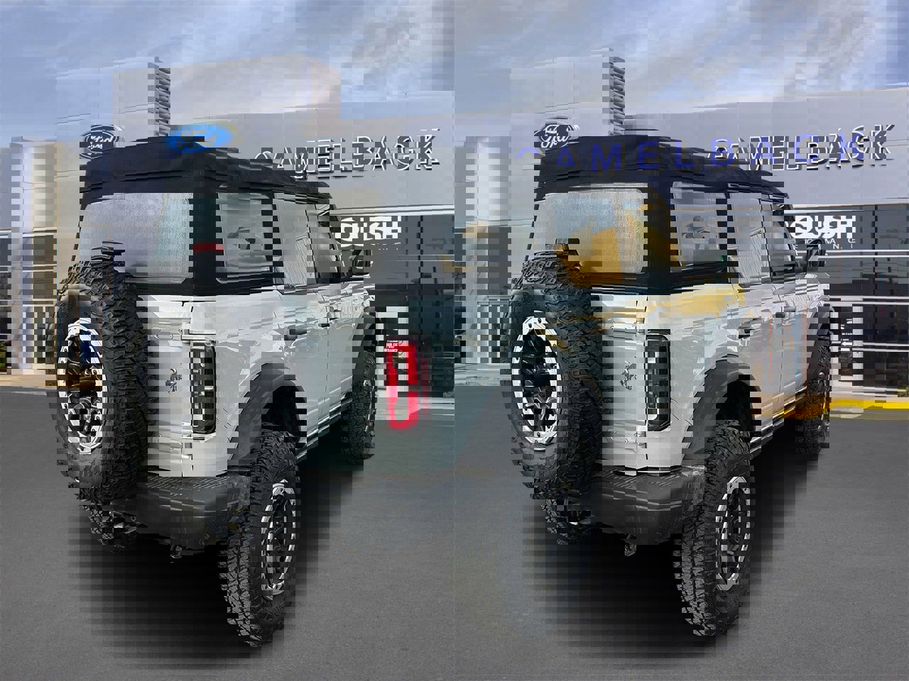 Certified 2022 Ford Bronco Badlands image 4