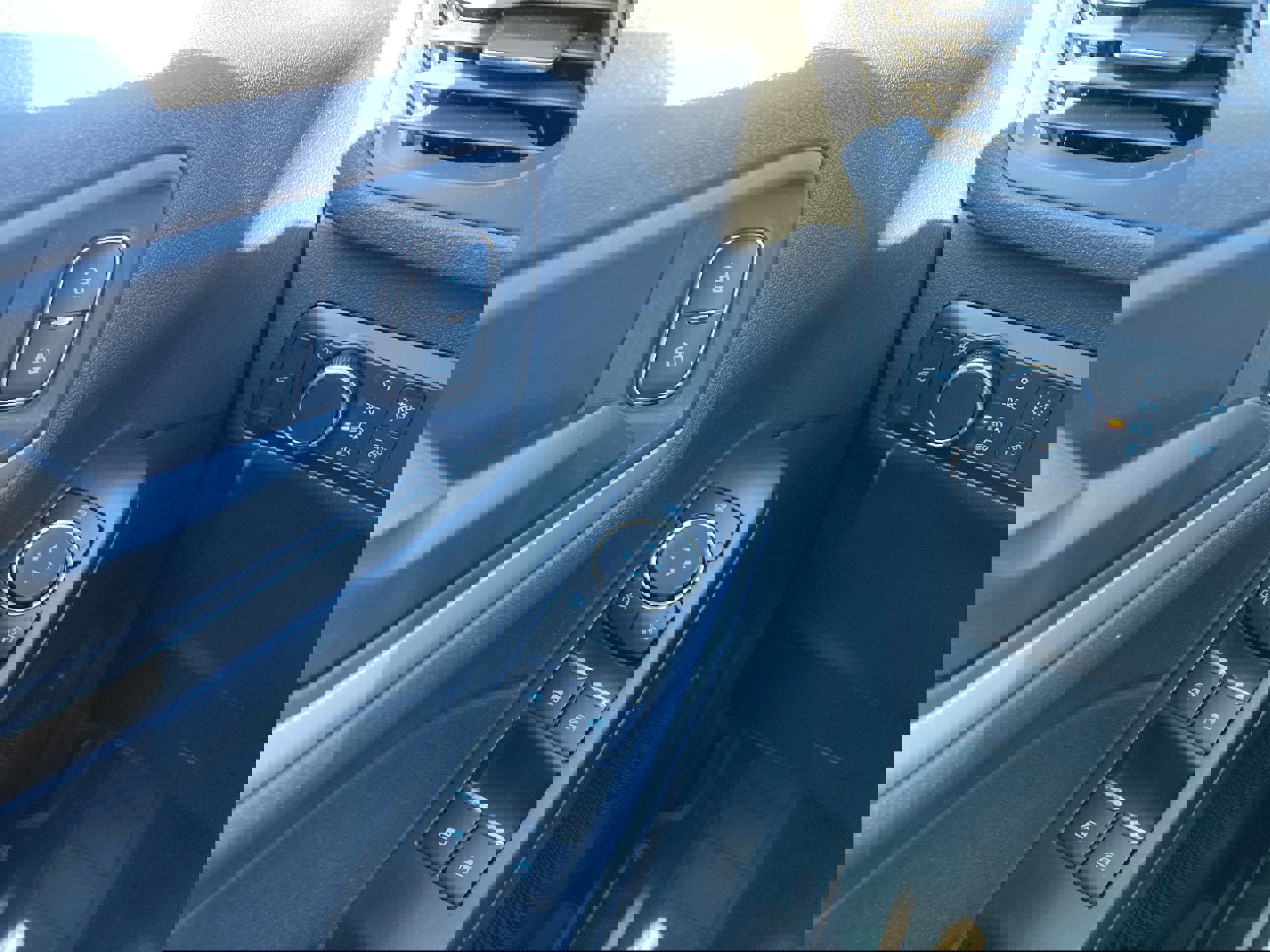 Certified 2022 Ford Escape SE w/ Convenience Package image 20