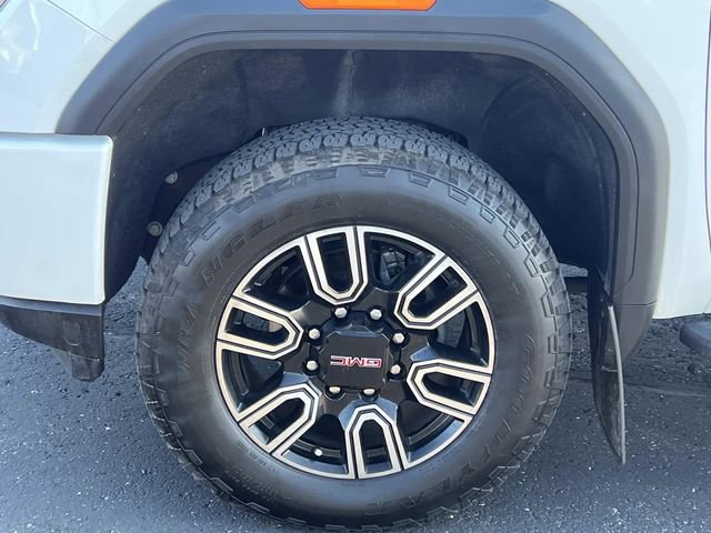 Used 2023 GMC Sierra 2500 AT4 w/ AT4 Premium Plus Package AWD/4WD image 9