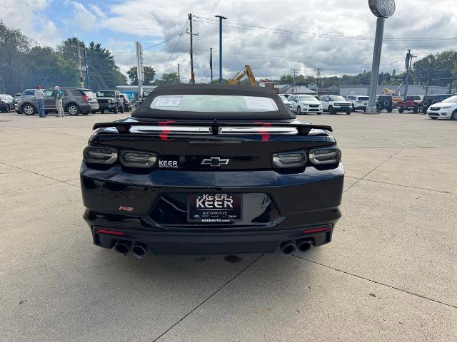 Used 2022 Chevrolet Camaro LT w/ RS Package image 8