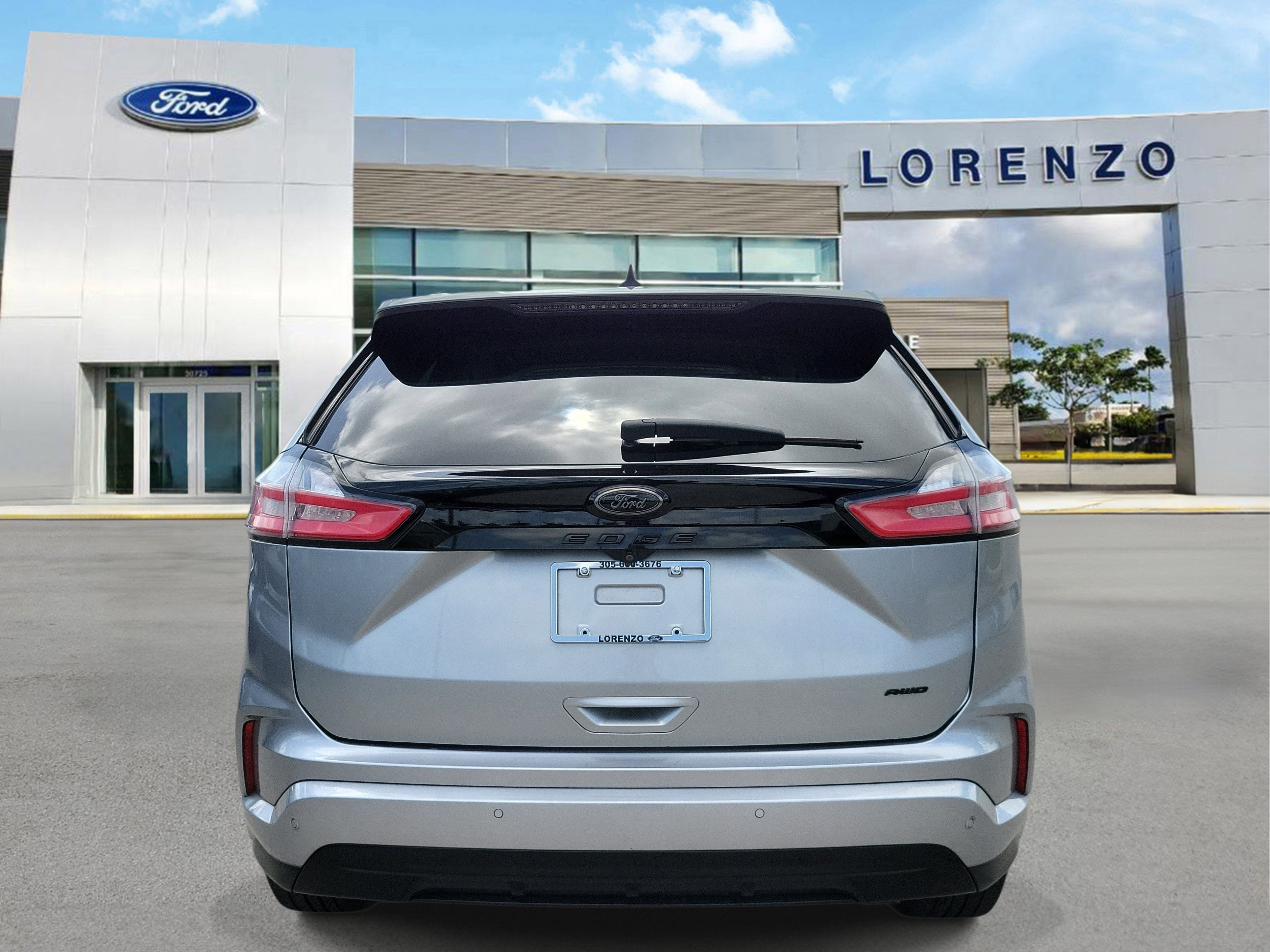 Certified 2022 Ford Edge SE w/ Black Appearance Package AWD/4WD image 6