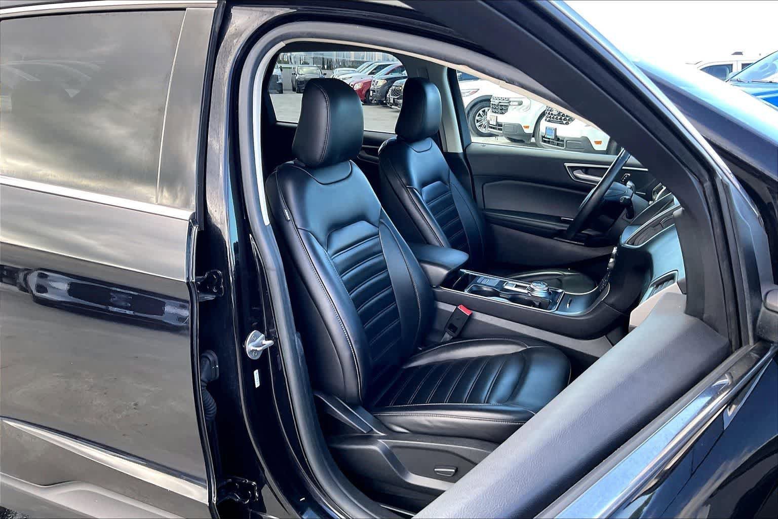 Certified 2020 Ford Edge SEL FWD image 13