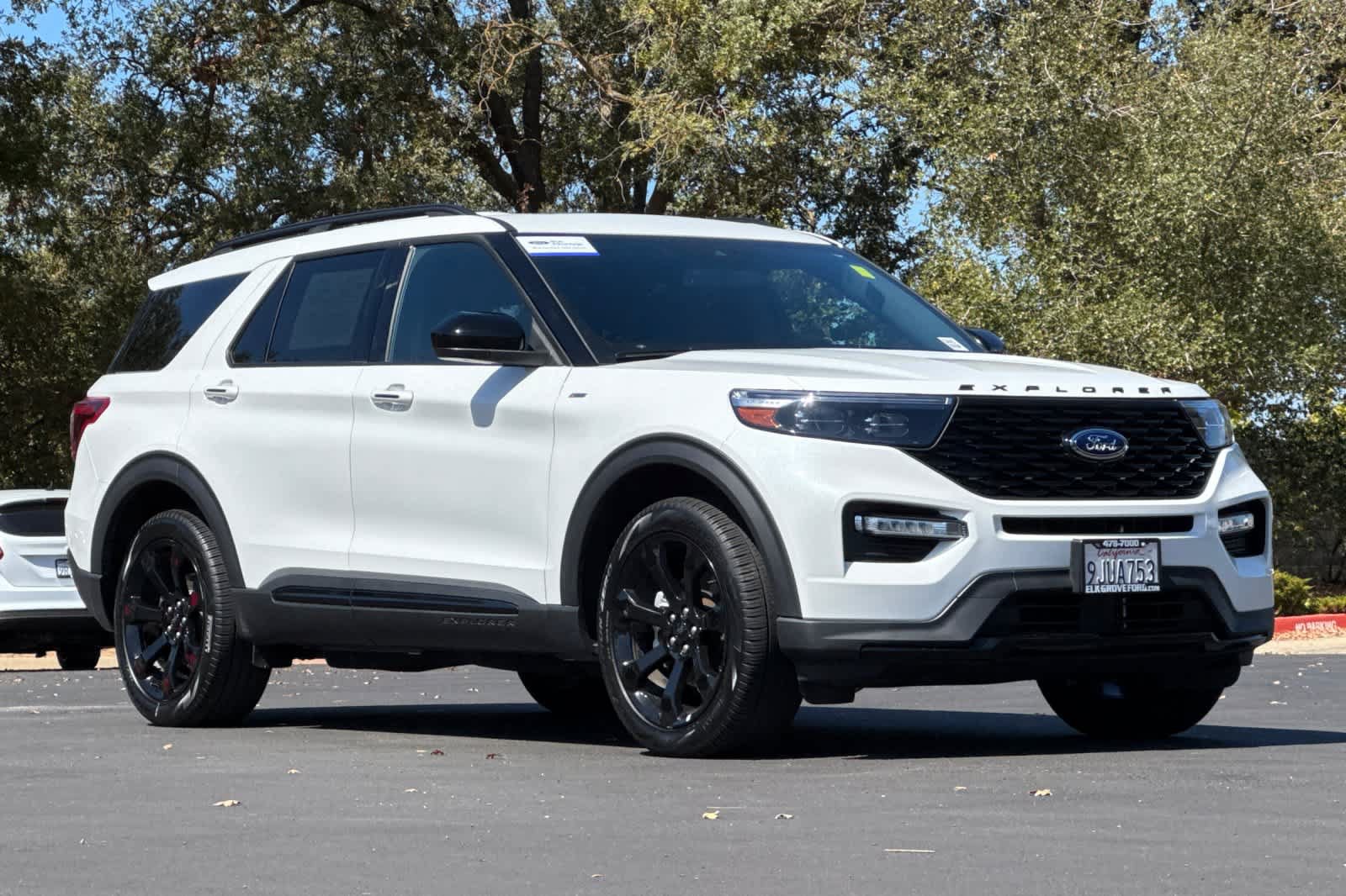 Certified 2023 Ford Explorer ST-Line w/ Class IV Trailer Tow Package AWD/4WD image 9