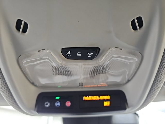 Used 2023 Chevrolet Bolt EUV LT w/ Driver Confidence Package FWD image 26