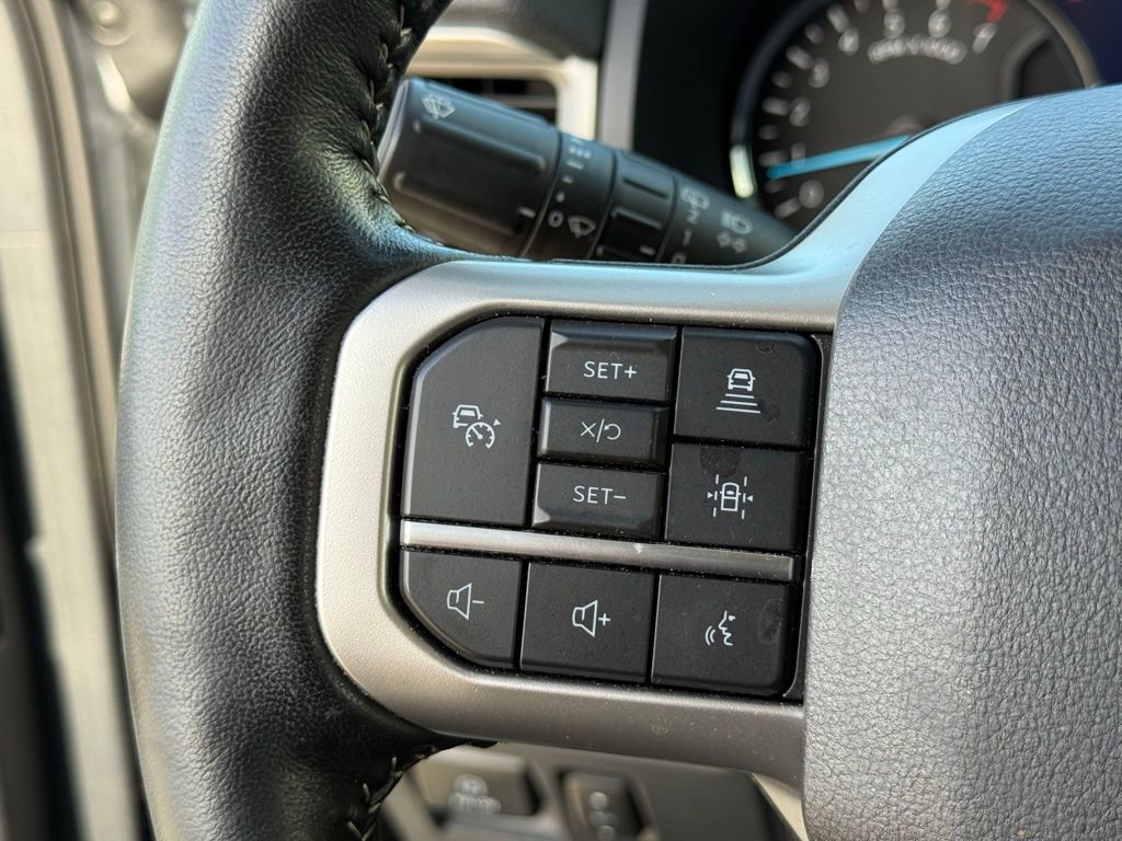 Certified 2023 Ford Expedition XLT image 15