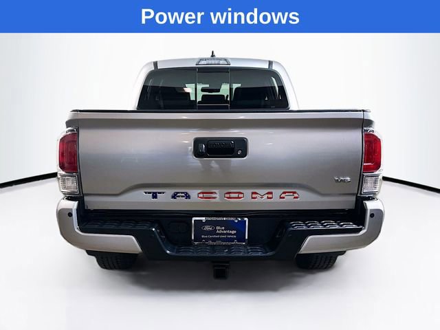 Used 2022 Toyota Tacoma TRD Off-Road w/ Technology Package image 4