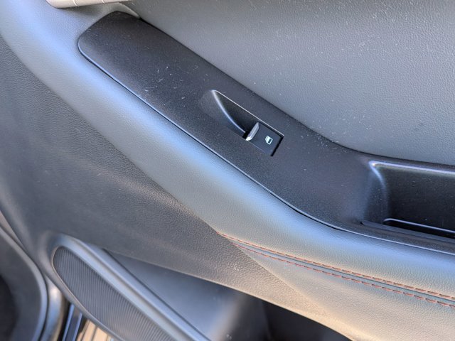 Certified 2025 Ford Explorer Active w/ Active Comfort Package image 34