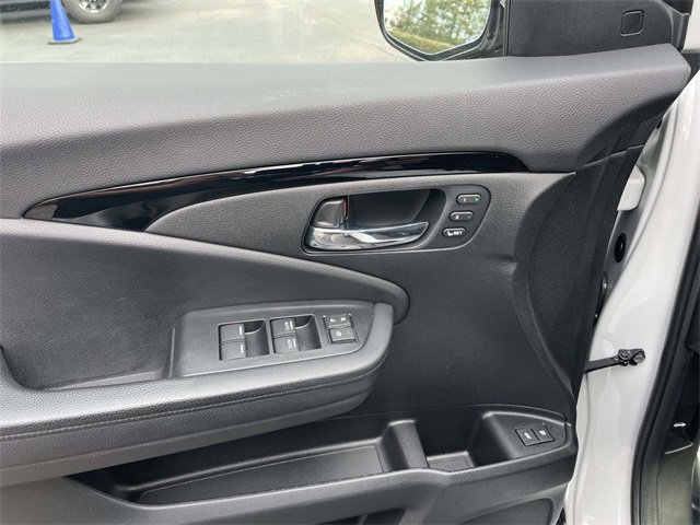 Used 2021 Honda Pilot Elite image 14