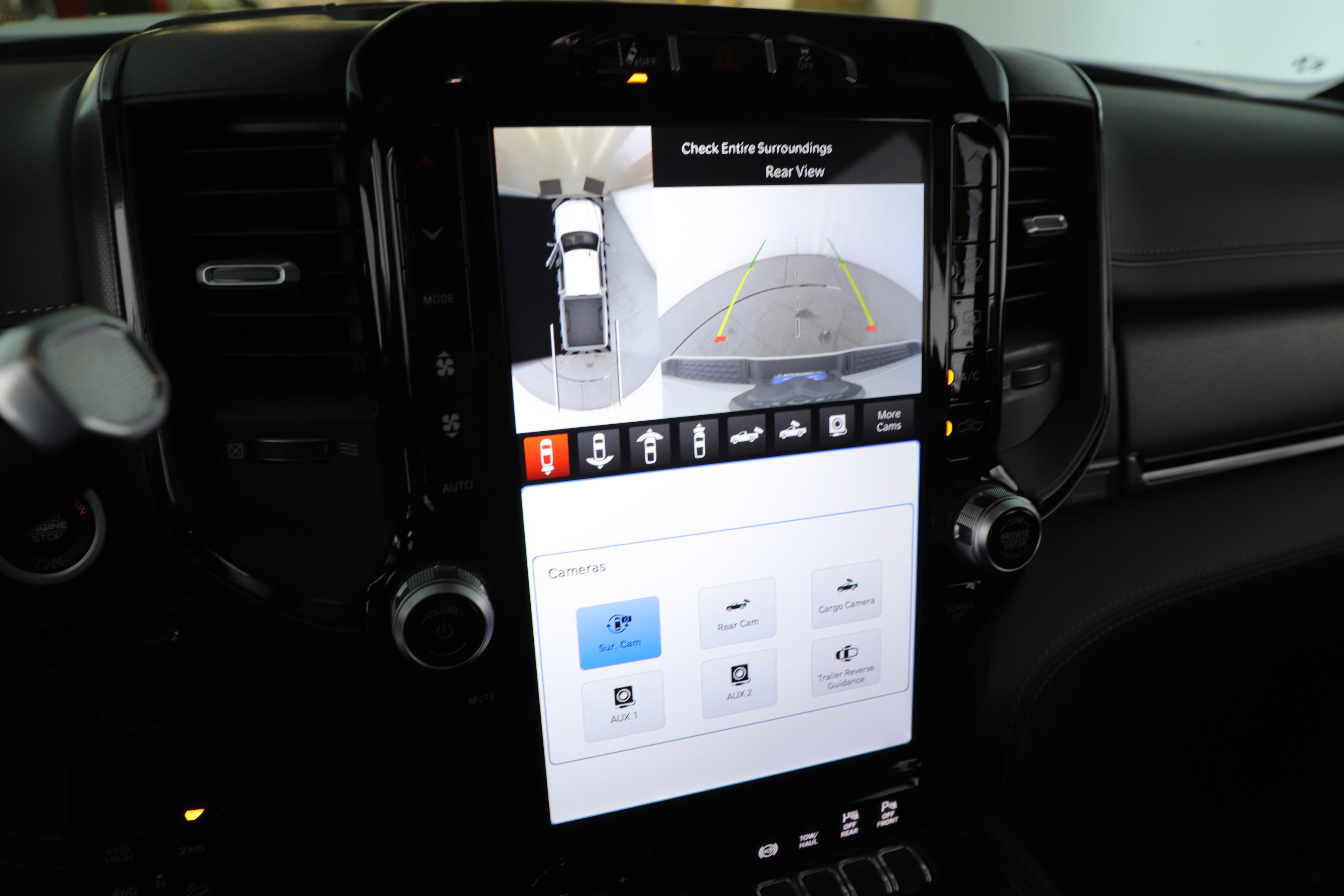 Used 2024 RAM 2500 Limited image 19