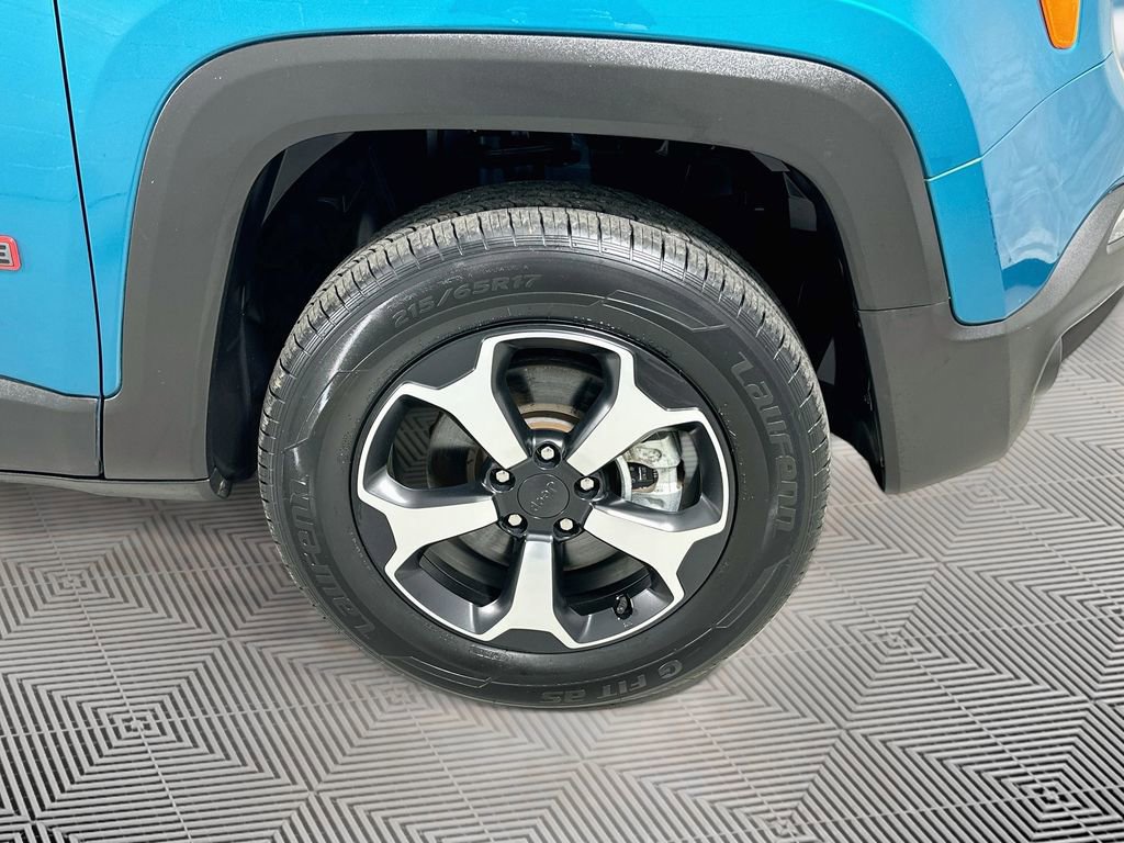 Used 2022 Jeep Renegade Trailhawk w/ Sun/Sound Group AWD/4WD image 22
