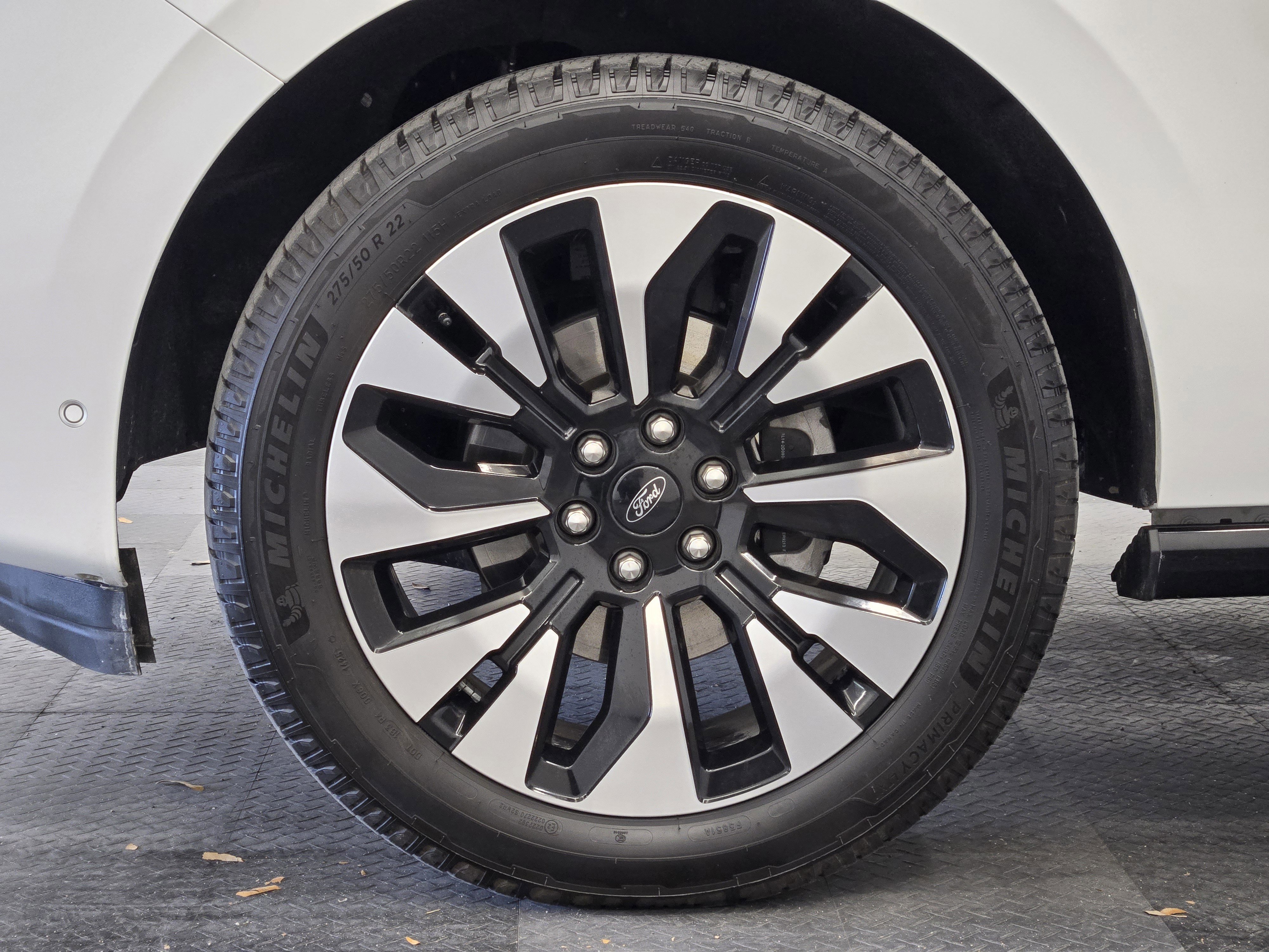 Certified 2025 Ford Expedition Platinum w/ Driver's Package AWD/4WD image 10