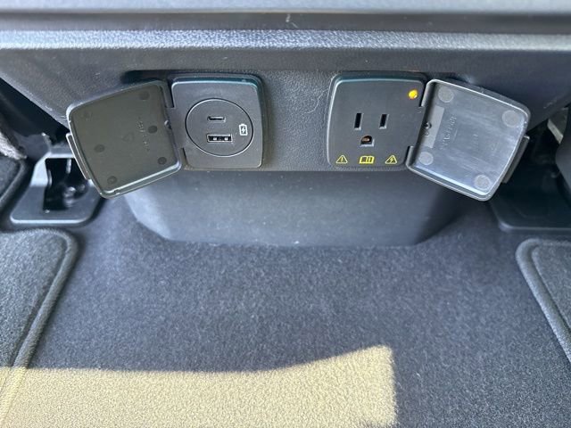 Certified 2023 Ford F150 Lariat w/ Trailer Tow Package image 31