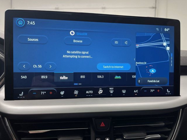 Certified 2025 Ford Escape Platinum w/ Premium Technology Package AWD/4WD image 21