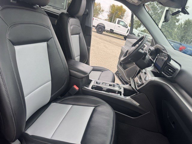 Certified 2023 Ford Explorer XLT w/ Equipment Group 202A image 37