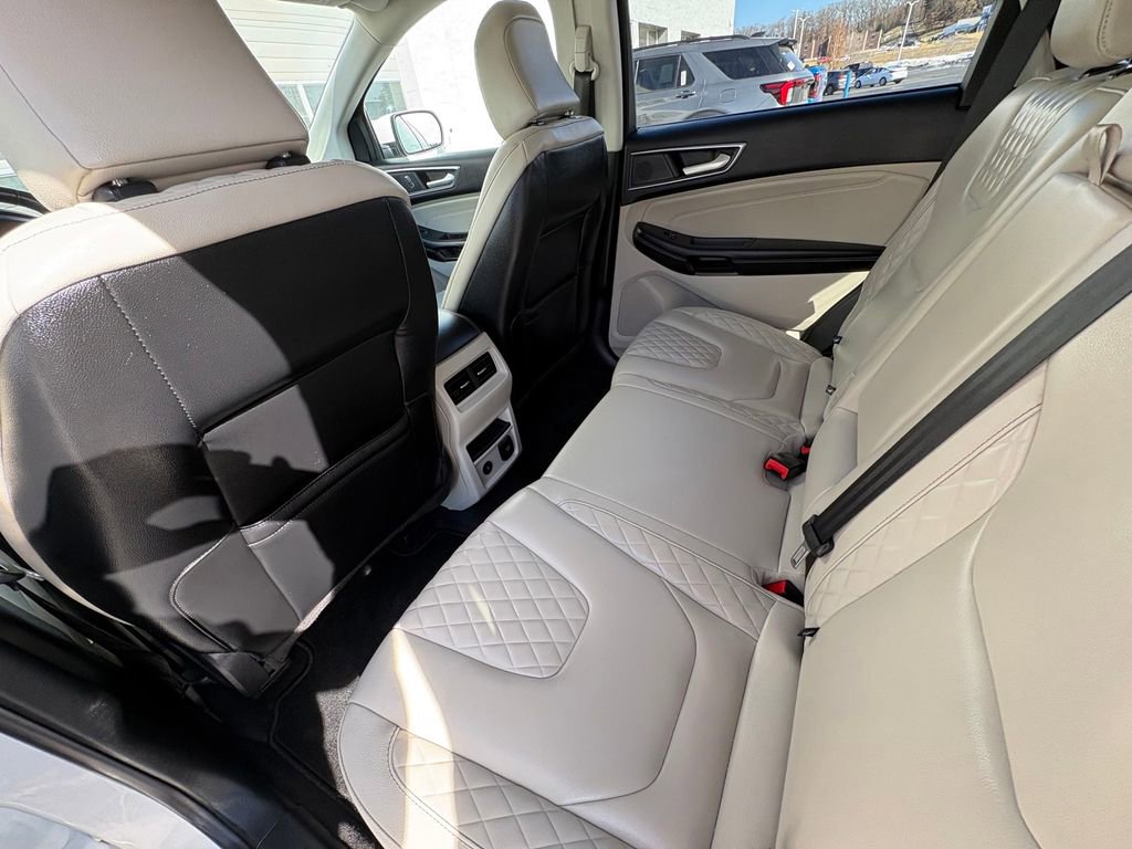 Certified 2023 Ford Edge Titanium image 25