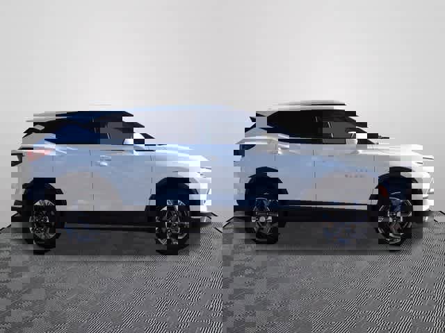 Used 2023 Chevrolet Blazer LT image 4