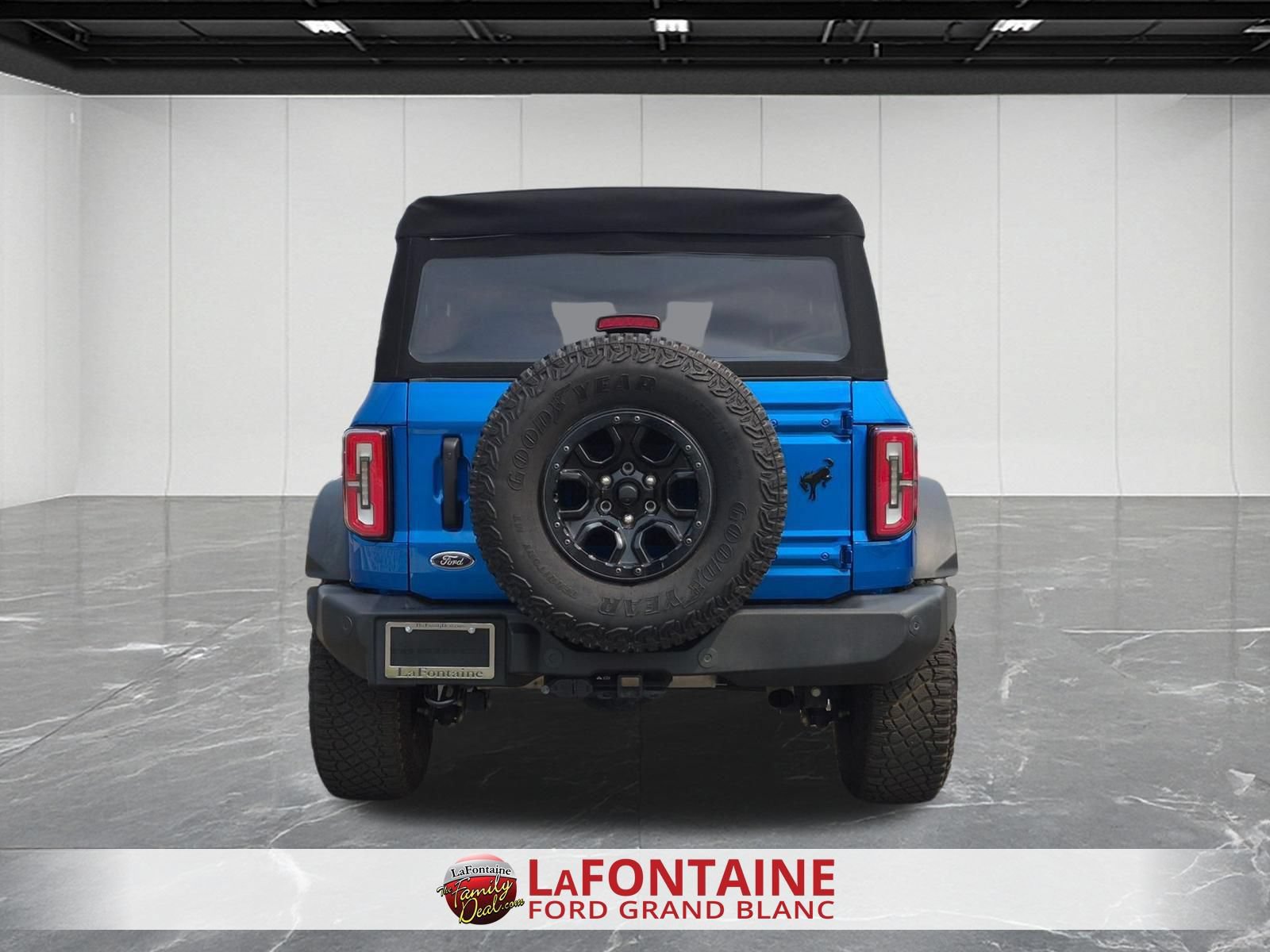 Certified 2023 Ford Bronco Wildtrak AWD/4WD image 4
