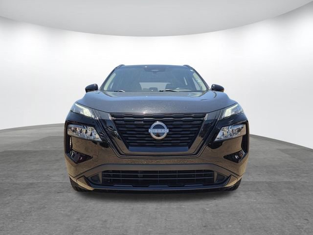 Used 2023 Nissan Rogue SV w/ SV Premium B Package FWD image 2