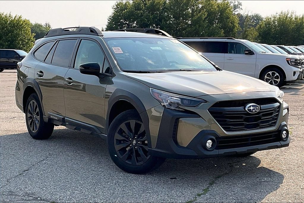 Used 2025 Subaru Outback Onyx Edition AWD/4WD image 1