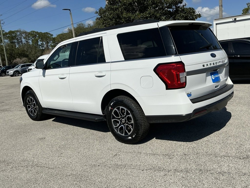 Certified 2024 Ford Expedition XLT image 5