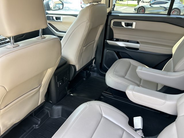 Certified 2023 Ford Explorer XLT w/ Equipment Group 202A RWD image 23