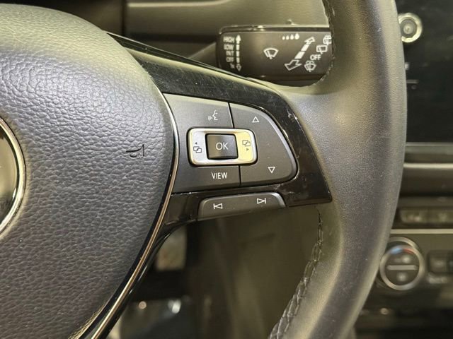 Used 2020 Volkswagen Tiguan SEL image 17