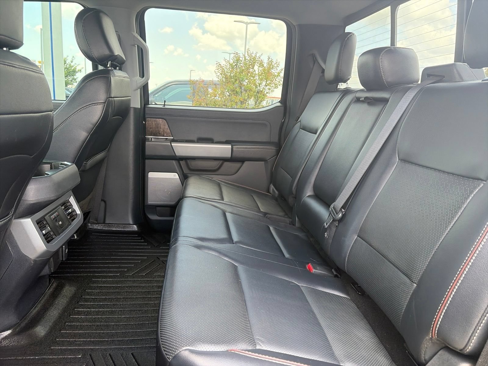 Certified 2023 Ford F350 Lariat w/ Lariat Ultimate Package AWD/4WD image 28