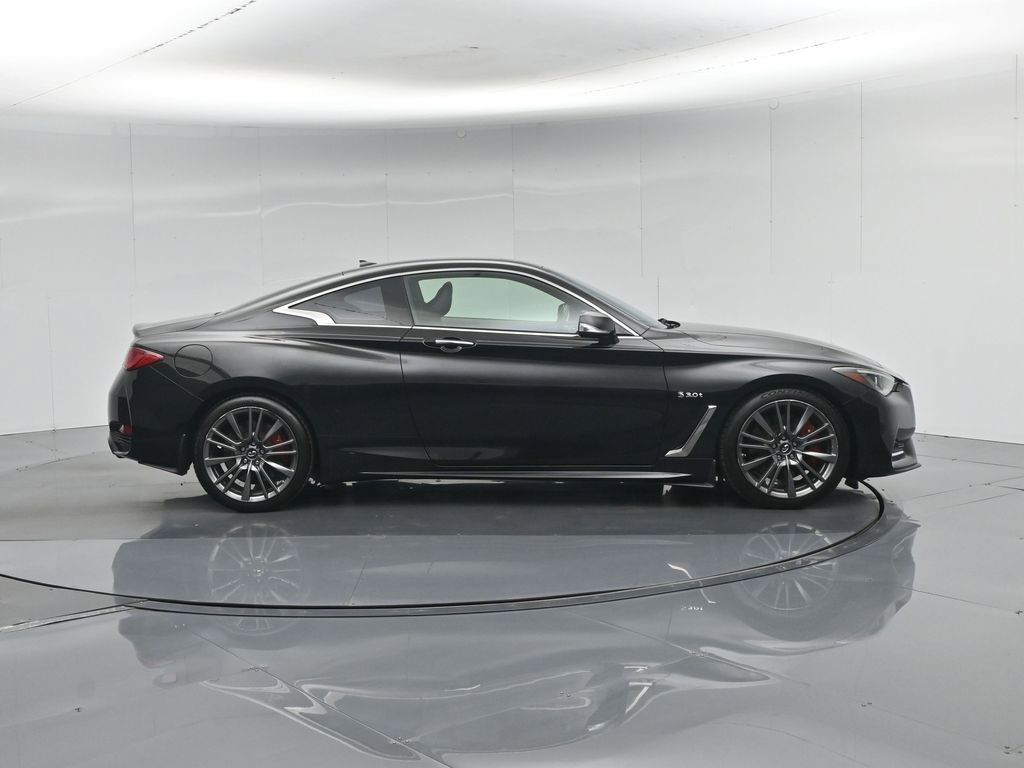 Used 2017 INFINITI Q60 Red Sport 400 RWD image 25
