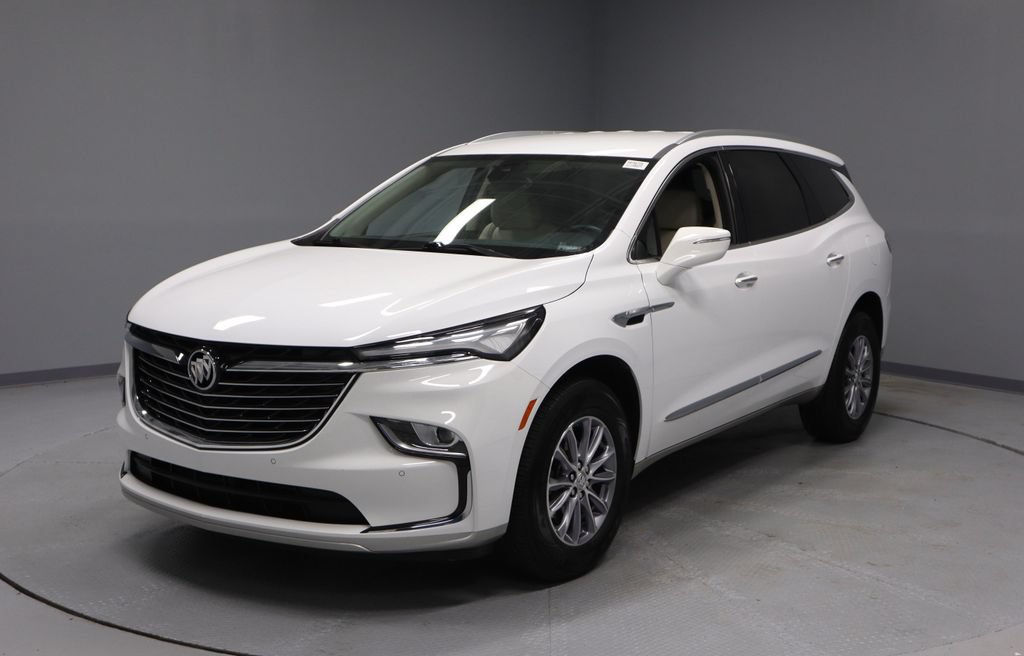 Used 2023 Buick Enclave Essence w/ LPO, Floor Liner Package FWD image 7