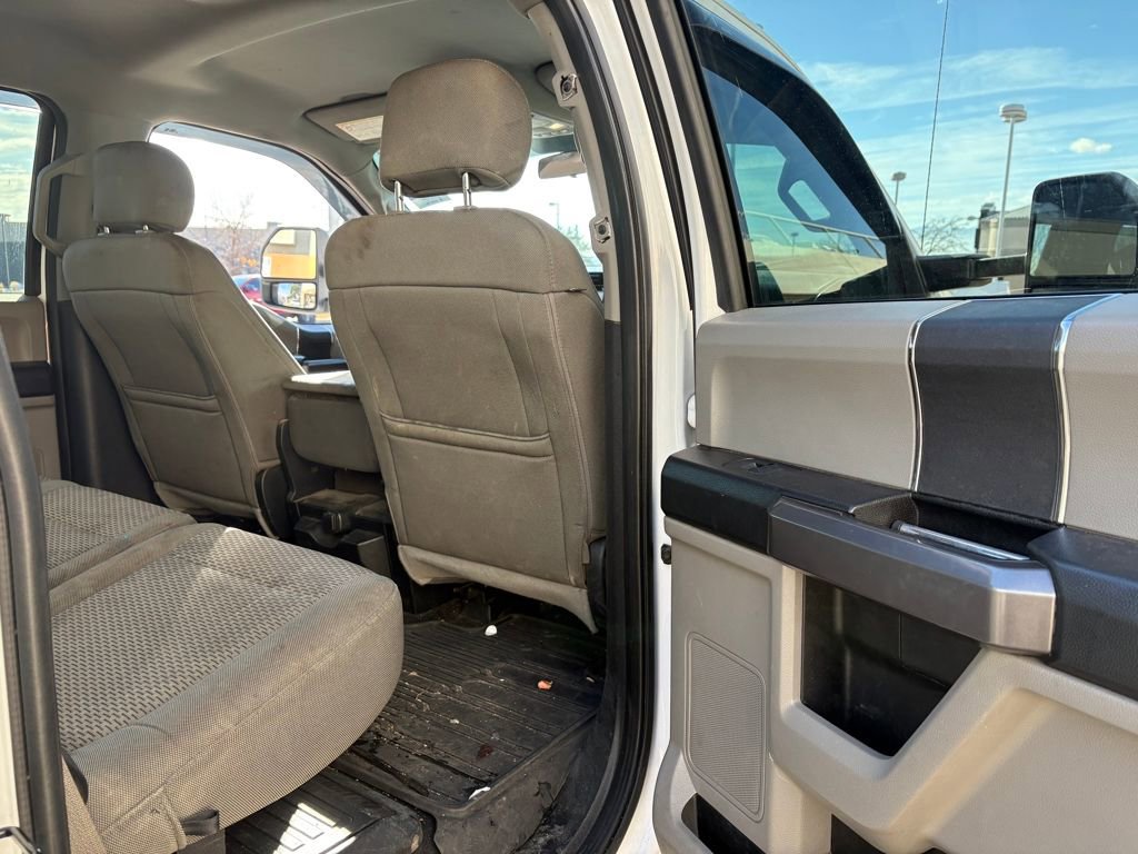 Certified 2019 Ford F250 XLT w/ Snow Plow Prep Package image 22