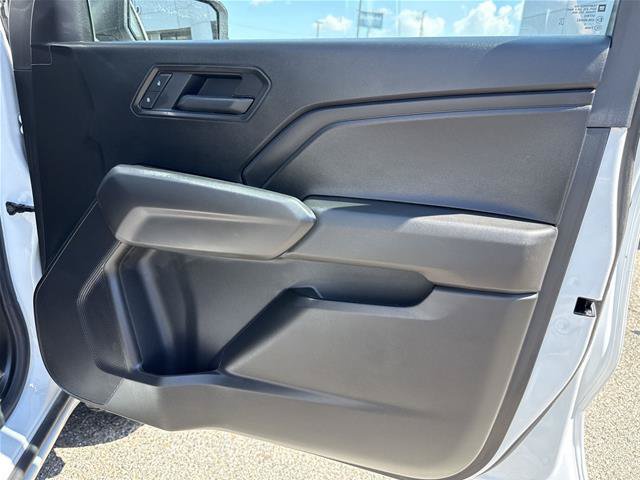 Used 2025 Chevrolet Colorado W/T w/ Advanced Trailering Package AWD/4WD image 20