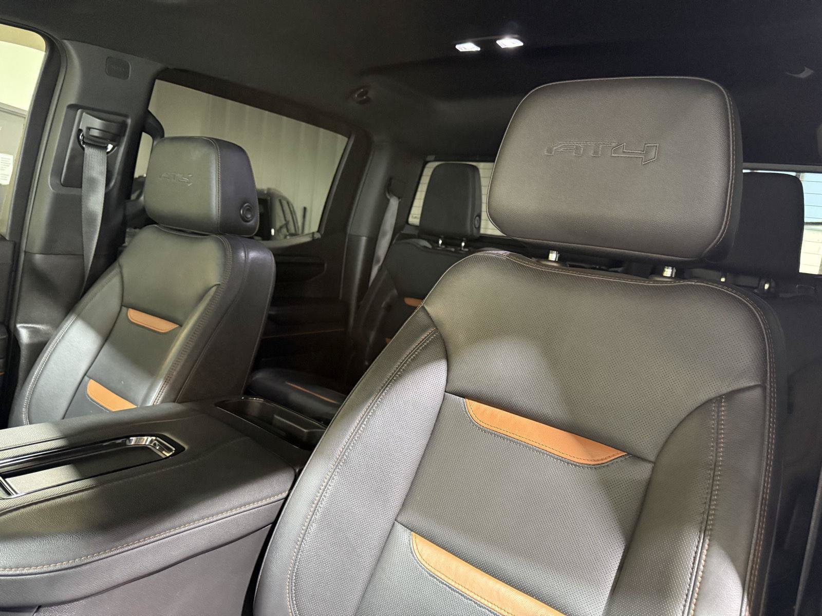 Used 2022 GMC Sierra 1500 AT4 w/ AT4 Premium Package AWD/4WD image 20