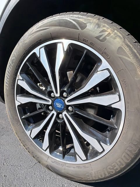 Certified 2022 Ford Escape SE w/ SE Sport Appearance Package AWD/4WD image 11