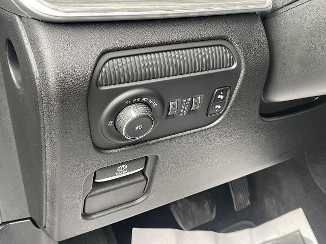 Used 2024 Jeep Wagoneer Series II image 26