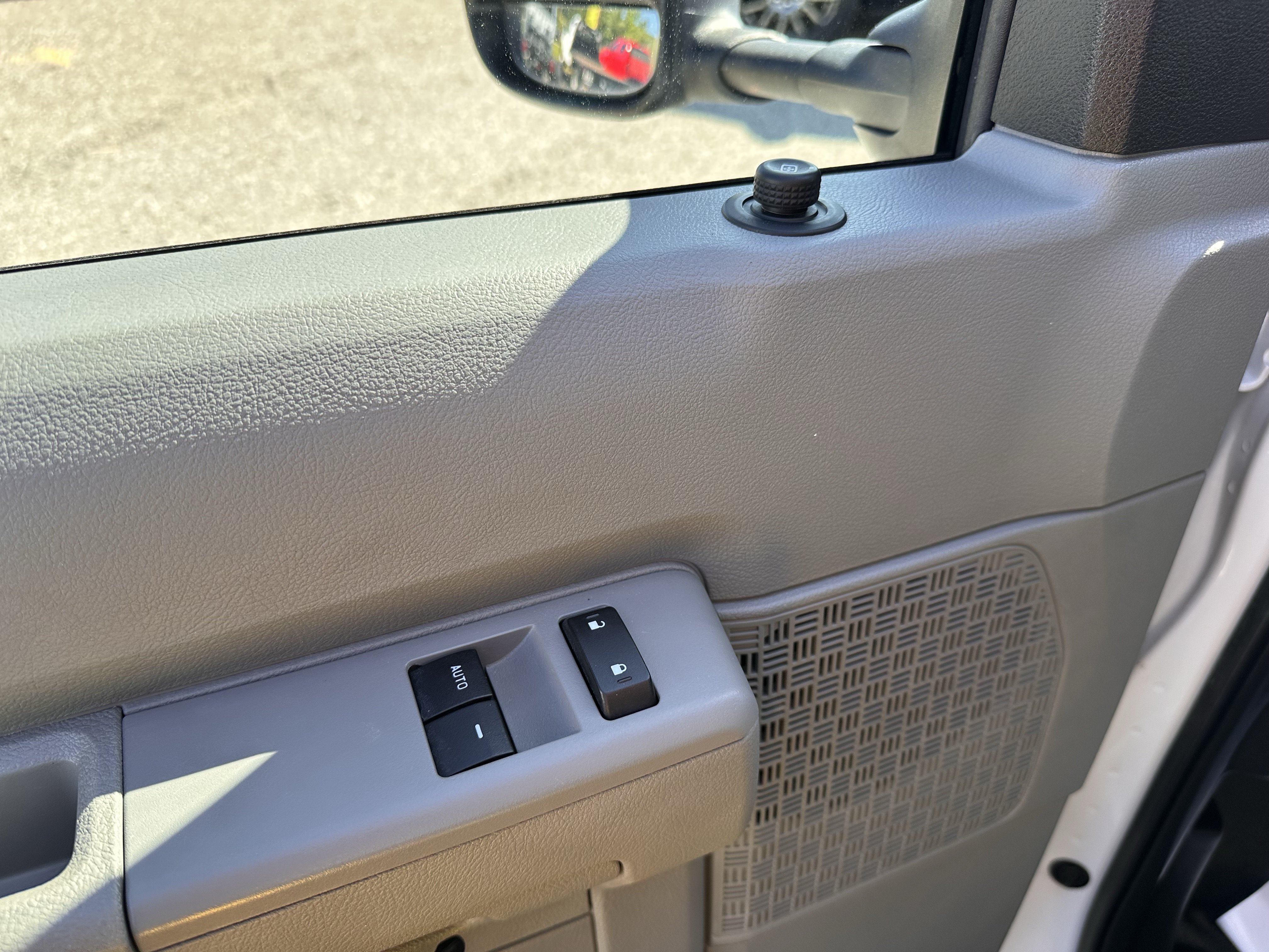 Certified 2023 Ford E-350 and Econoline 350 Super Duty w/ Power Windows & Locks Group RWD image 13