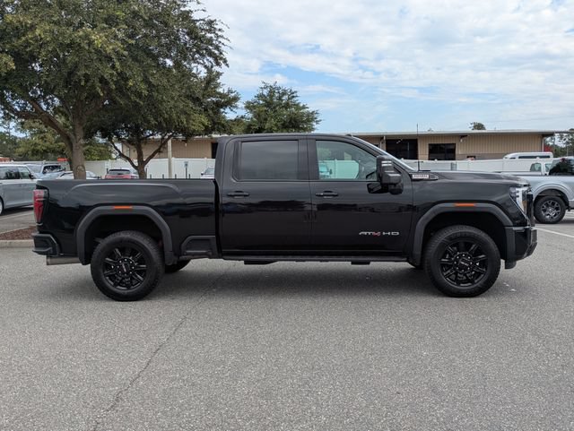 Used 2024 GMC Sierra 2500 AT4 w/ AT4 Premium Plus Package AWD/4WD image 2