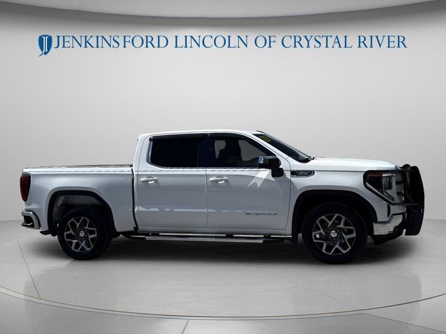 Used 2023 GMC Sierra 1500 SLE RWD image 3