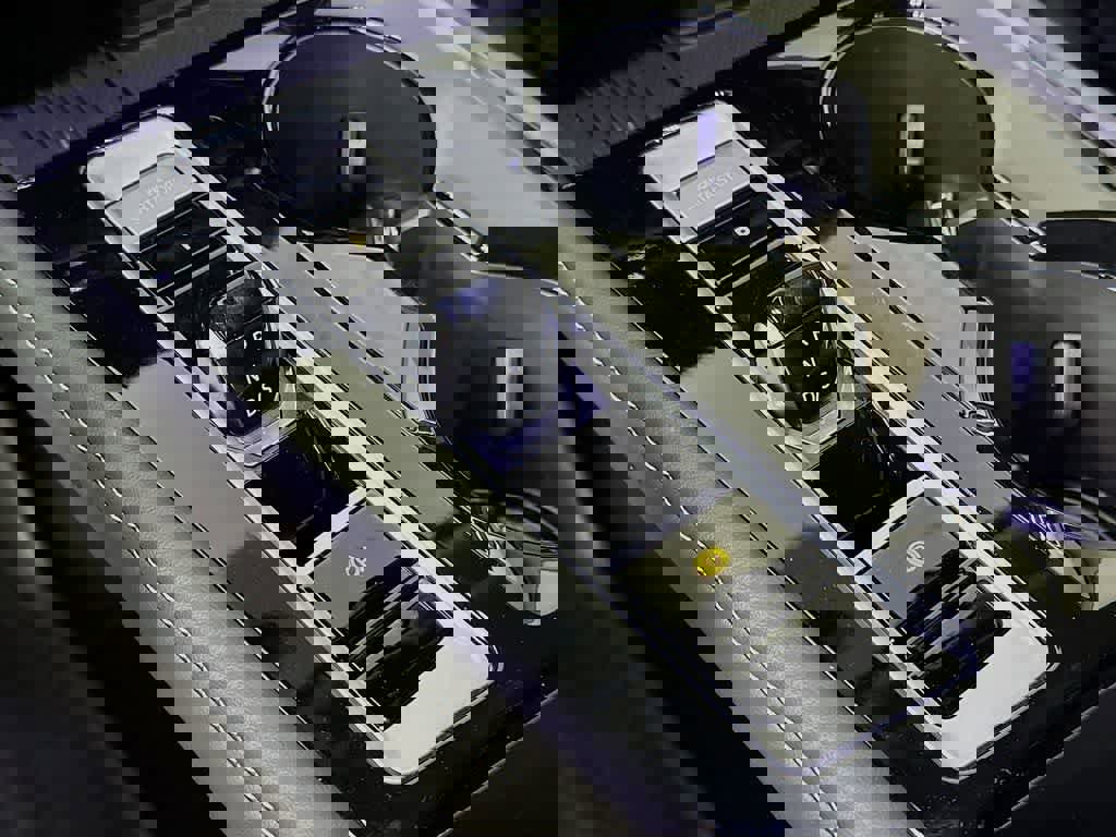 Used 2025 Volkswagen Atlas SE image 18