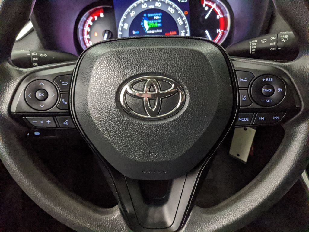 Used 2024 Toyota RAV4 LE image 11
