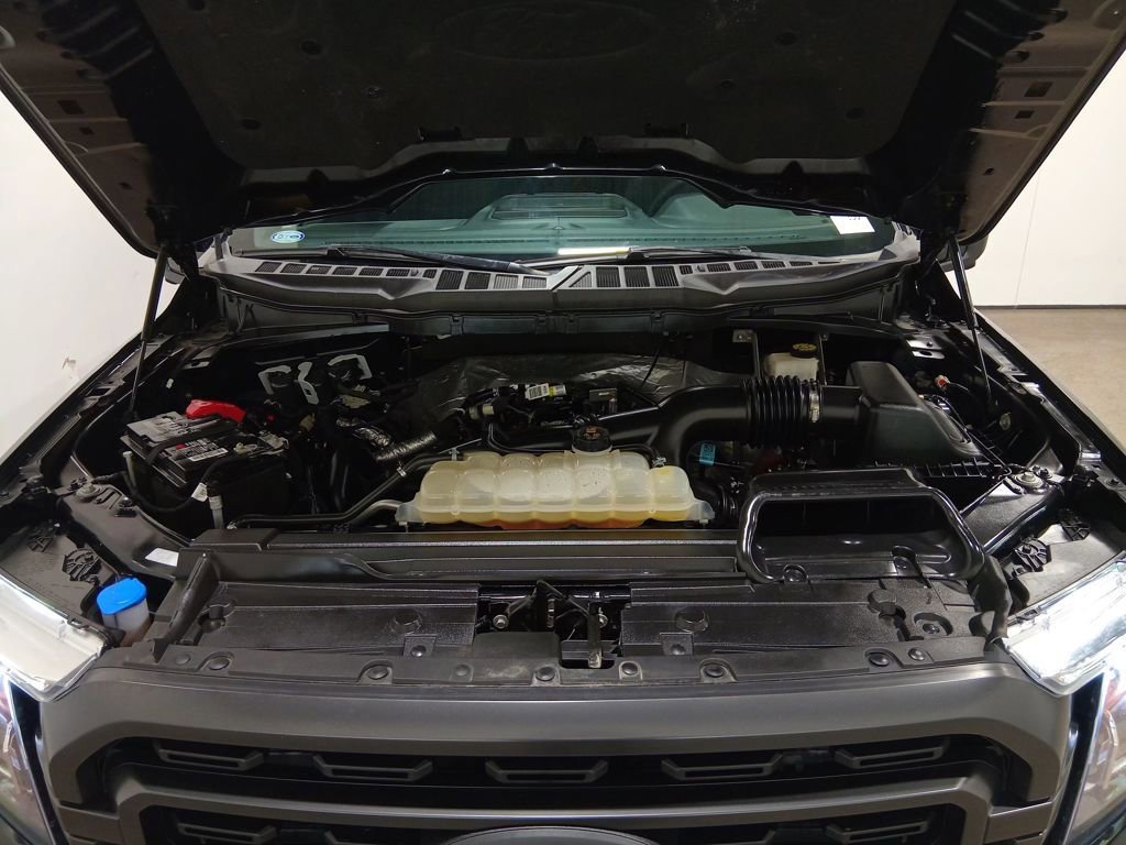 Certified 2023 Ford F150 XLT w/ Equipment Group 302A High image 17