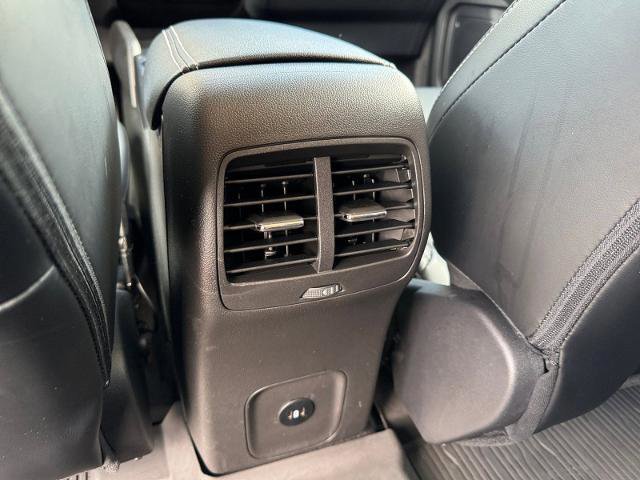 Certified 2025 Ford Escape Platinum image 17