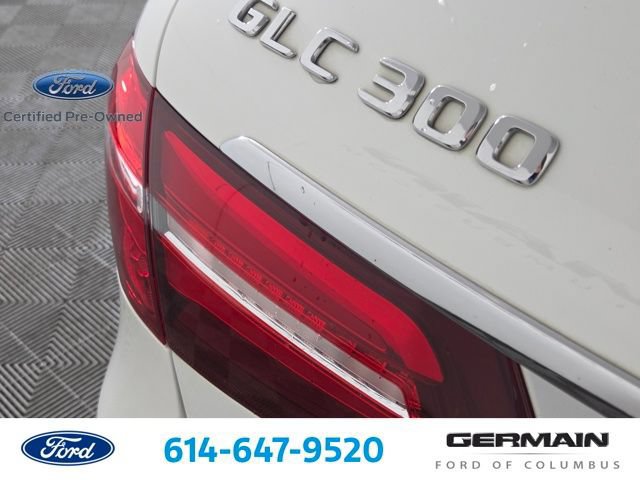 Used 2019 Mercedes-Benz GLC 300 4MATIC image 15