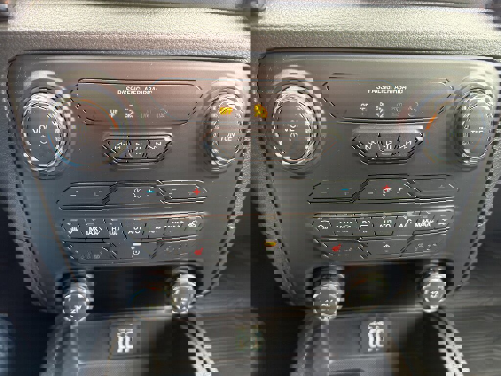 Certified 2020 Ford Ranger Lariat w/ Equipment Group 501A Mid image 32