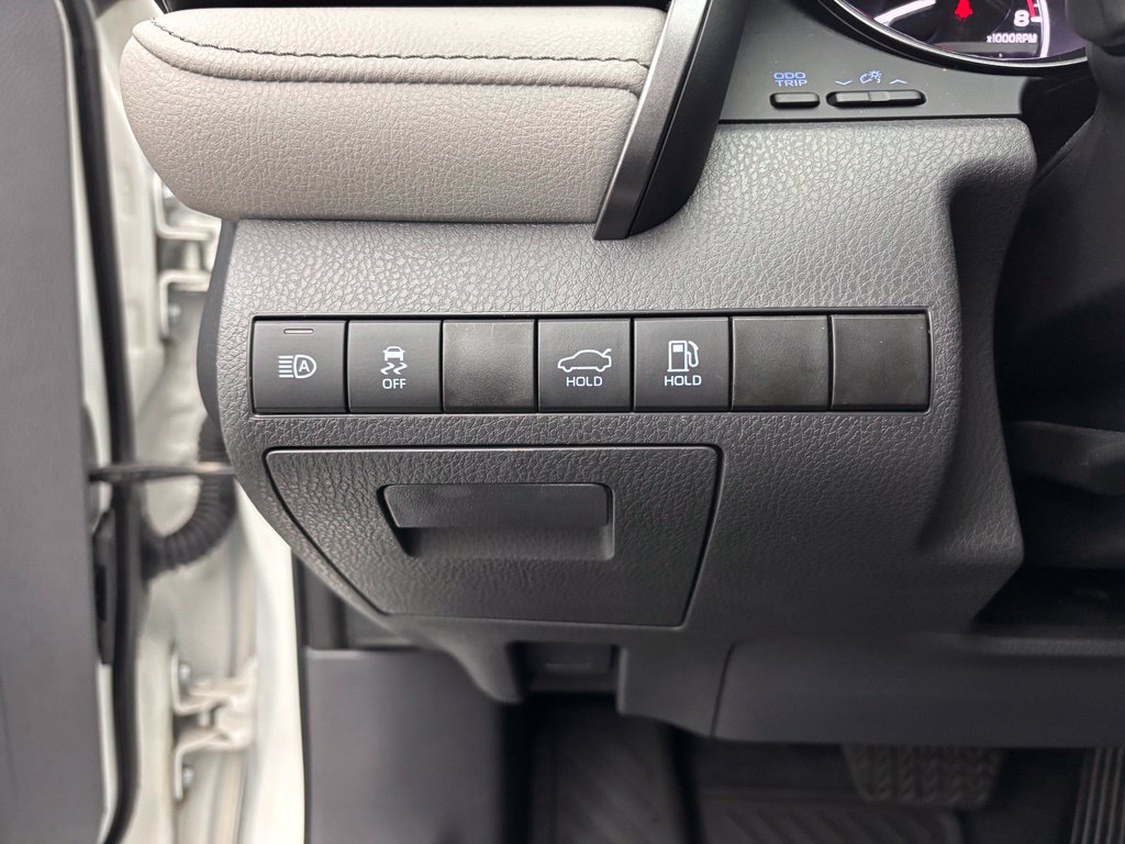 Used 2024 Toyota Camry SE AWD/4WD image 27