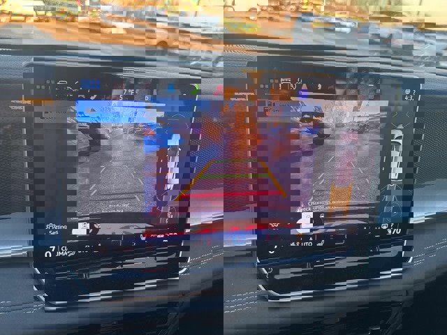 Used 2025 Volkswagen Tiguan SE R-Line image 20