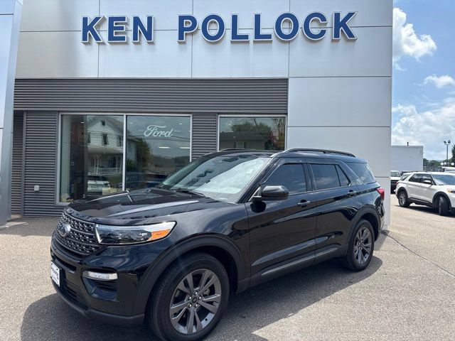 Certified 2023 Ford Explorer XLT w/ Equipment Group 202A AWD/4WD image 2